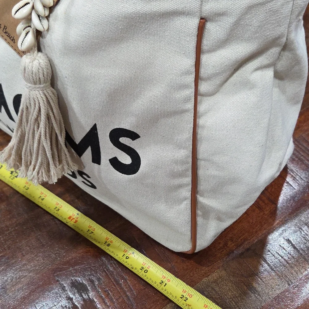 Magid Tan and Cream Tote with Playful Print GOOD MOMS SAY BAD WORDS   NWT - Picture 6 of 10